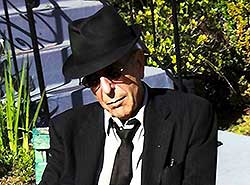 Leonard Cohen Announces UK Arena Tour